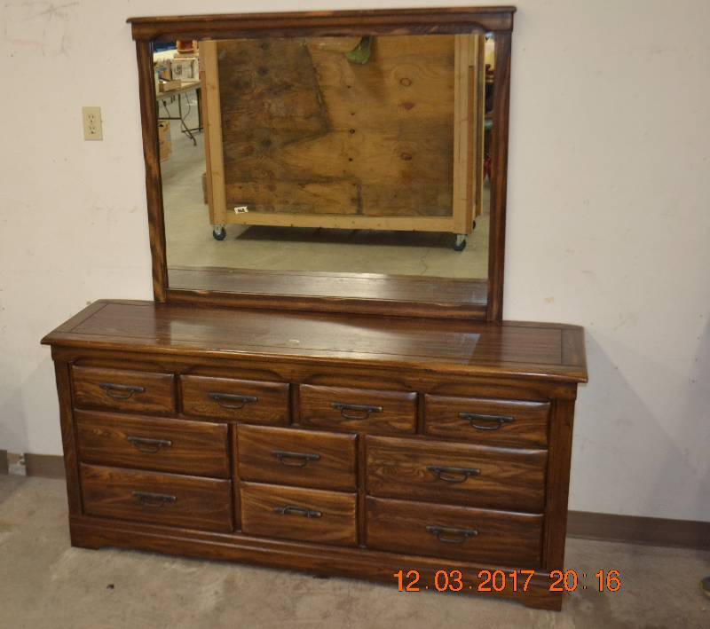 lot 22 image: Long dresser with Mirror