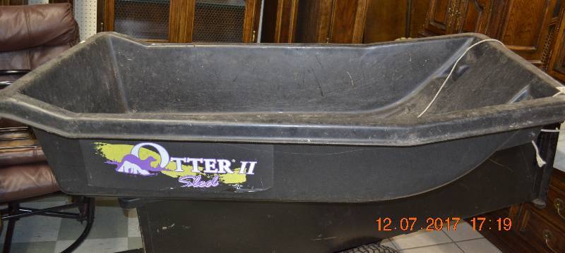 lot 73 image: Otter II Sled