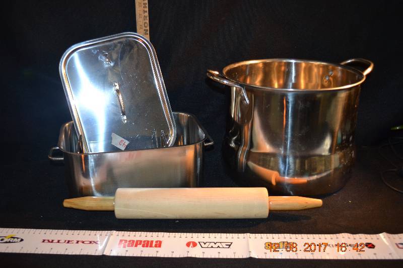 lot 112 image: Stainless Kettle, Stainless Roaster with Cover and Rolling Pin