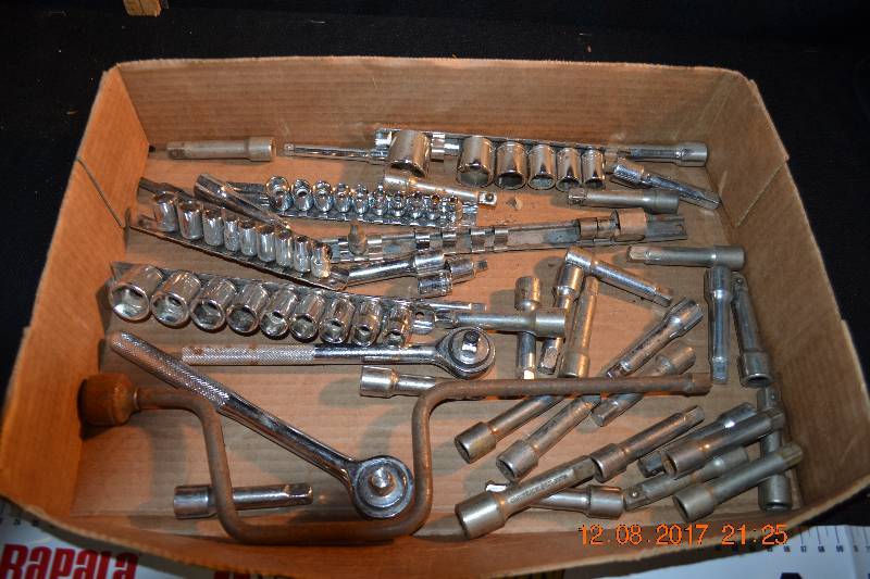 lot 131 image: Box full of misc sockets