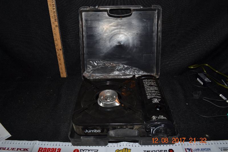 lot 134 image: Nice High Quality Gas Range