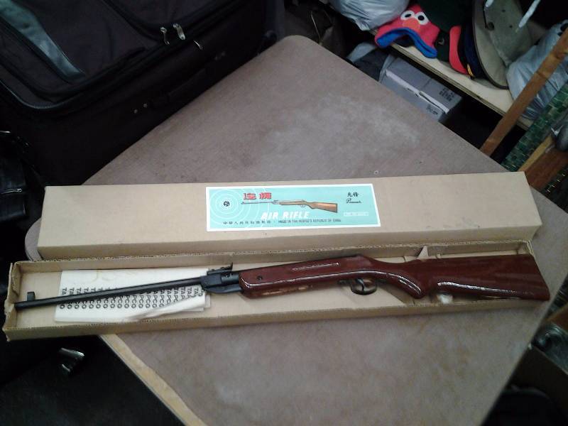 lot 4 image: Pioneer Air Rifle With Original Box