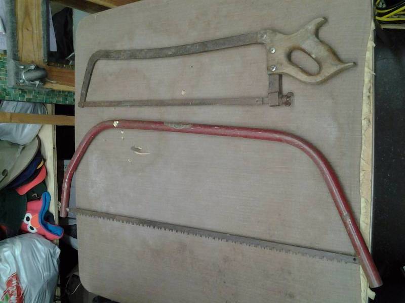 lot 7 image: 36 Inch Bow, Bone Saw