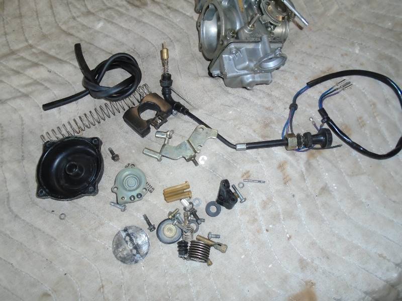 lot 15 image: Harley Davidson Carb