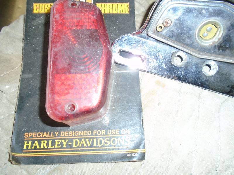 lot 16 image: Misc lot of Harley Davidson Parts