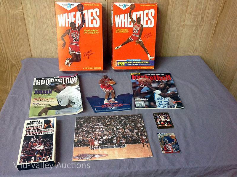 lot 20 image: Michael Jordan Collectables