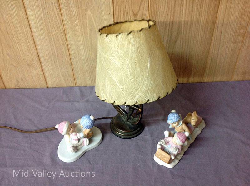 lot 23 image: Lamp & Winter Pond Collection