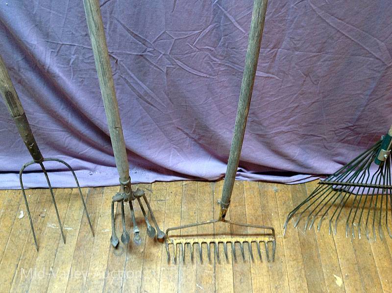 lot 67 image: Rakes & Fork