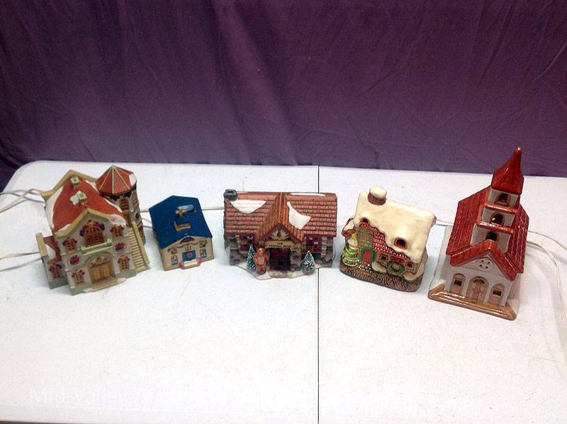 lot 76 image: Lighted Buildings