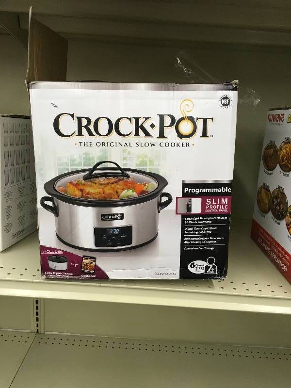 lot 96 image: 6 QT CROCK POT WLITTLE DIPPER CROCK