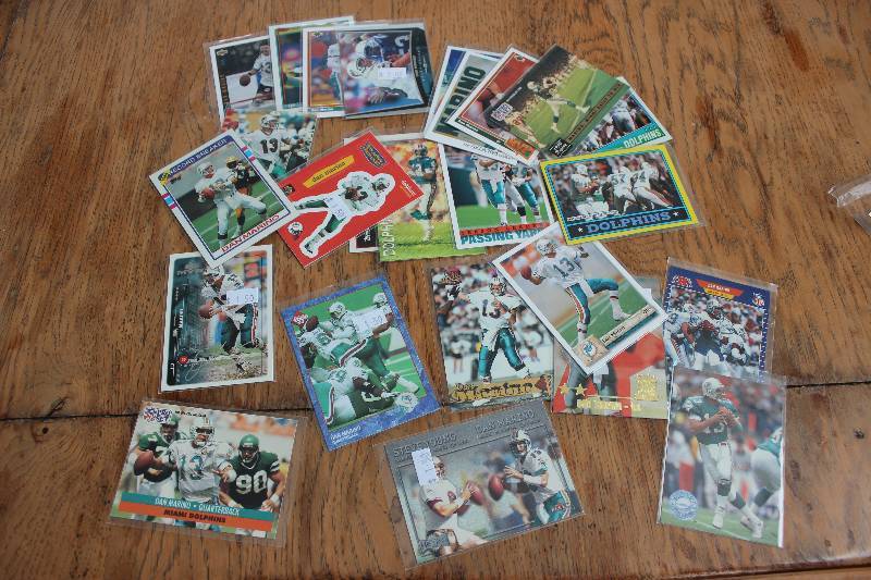 25 Dan Marino Cards...