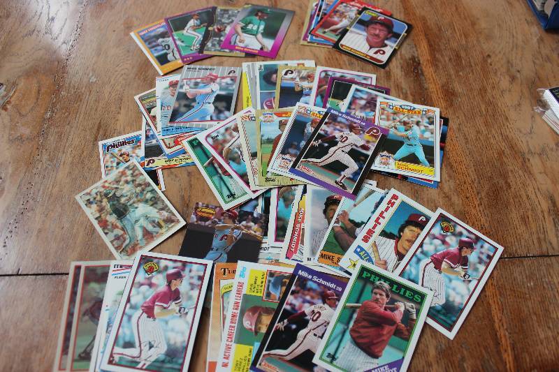 60 Mike Schmidt Cards...