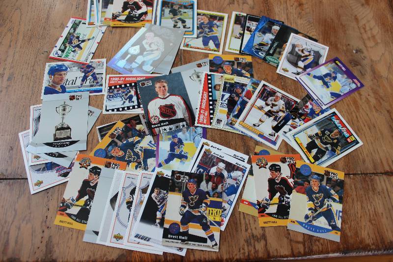 50 Brett Hull Cards...