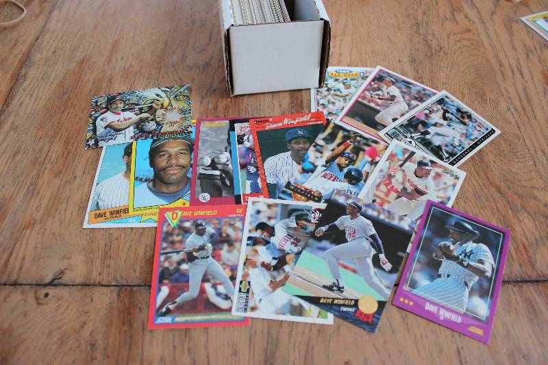 100 Dave Winfeild Cards...