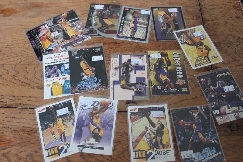 15 Kobe Bryant Cards...