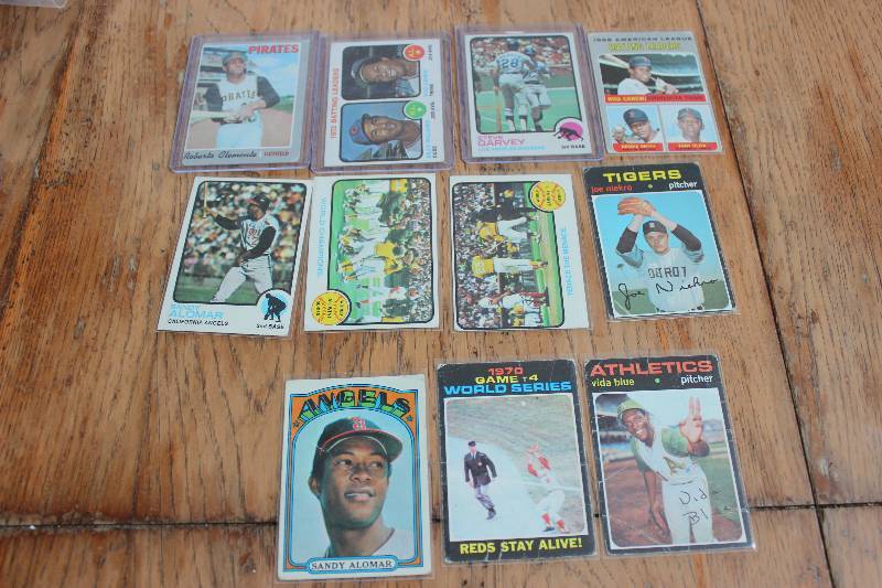 Assorted Lot of Collectors Cards...