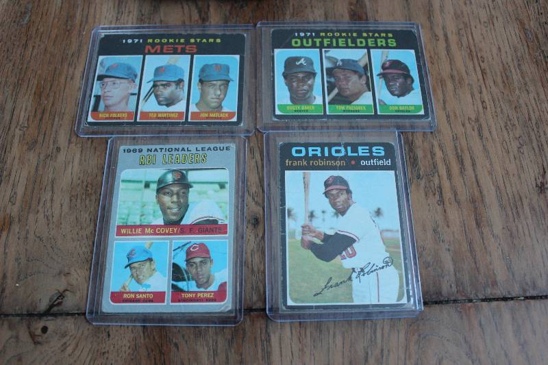 Assorted Lot of Collectors Cards...