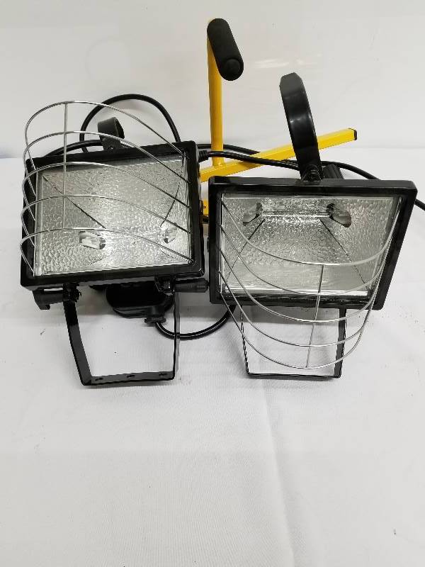 Set of small worklights