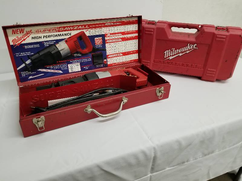 Heavy Duty Milwaukee Saw