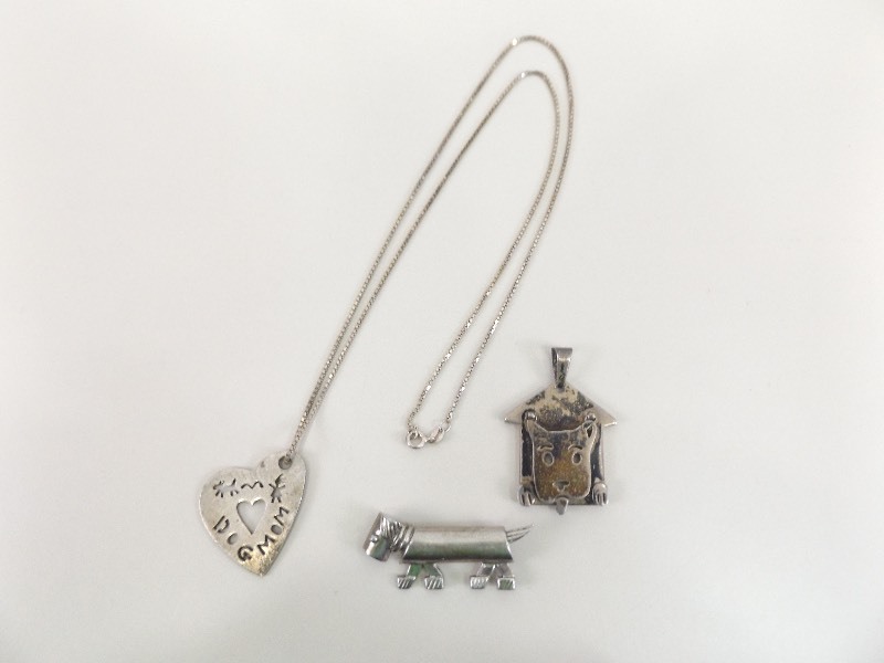 .925&nbspSterling Silver Dog Pendants Brooch (31.3 grams Total Weight)