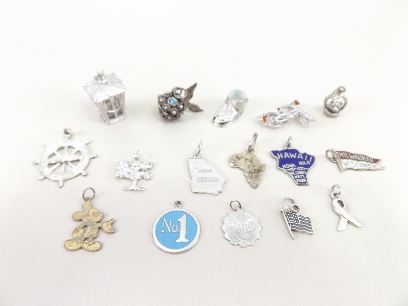 16 Vintage&nbsp.925&nbspSterling Silver Charms (30.9 grams Total Weight)
