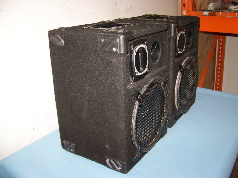 lot 25 image: (2) Eden Electronics, Loudspeakers  Speakers