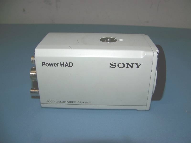 lot 56 image: (2) Sony, CCD, Color Security  Video Cameras