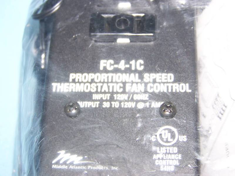 lot 81 image: Middle Atlantic, Proportional Speed Thermostatic Fan Control - NEW in Original Box