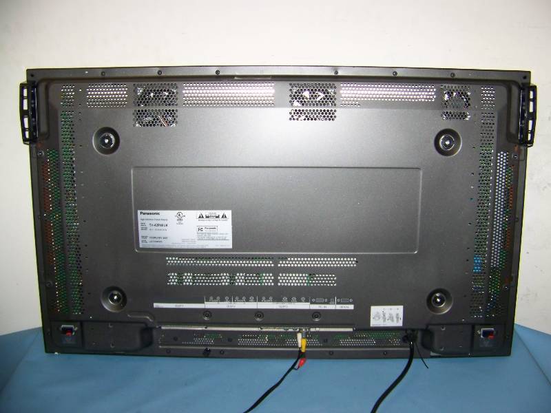 lot 36 image: 42, Panasonic, Plasma, HD (High Definition) Display  Monitor with Remote Control