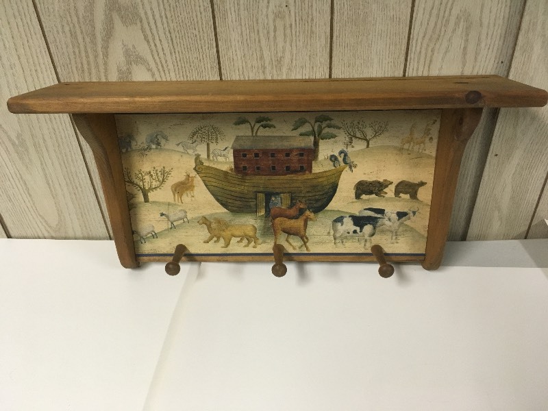 lot 38 image: Noahs Ark Wooden Pegged Shelf