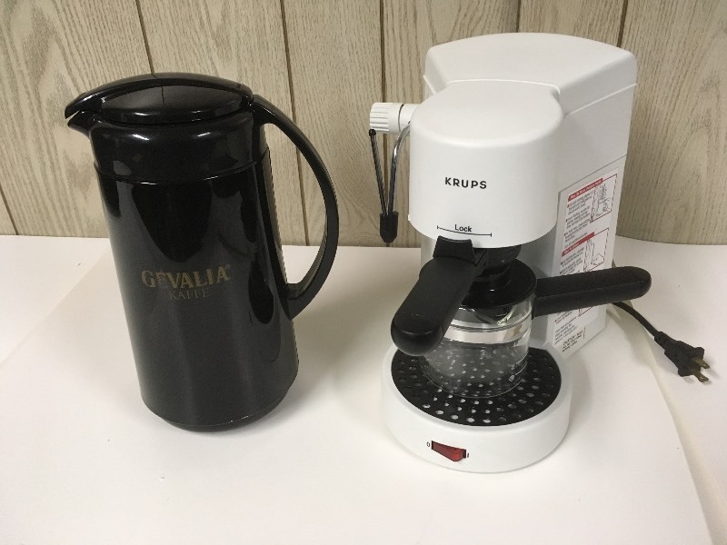 lot 57 image: Krups 871 Espresso Maker & Carafe