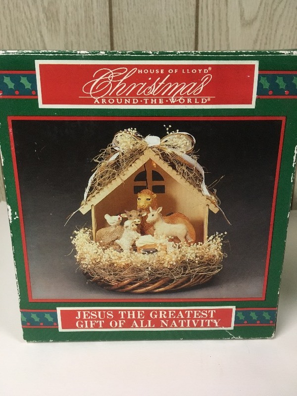 lot 67A image: LED Desktop Reindeer, Candles, Tin, Nativity