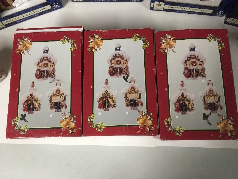 lot 72 image: Ceramic Holiday Village Buildings
