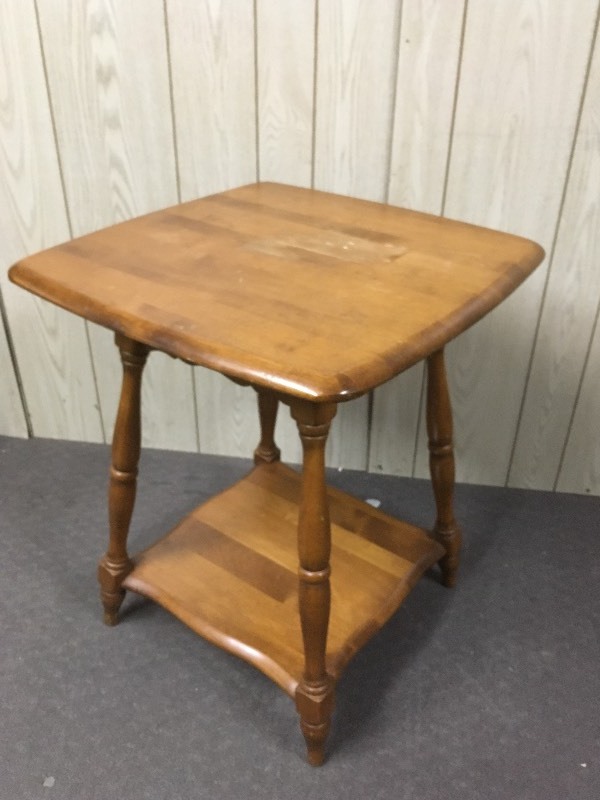 lot 50 image: Wood End Table