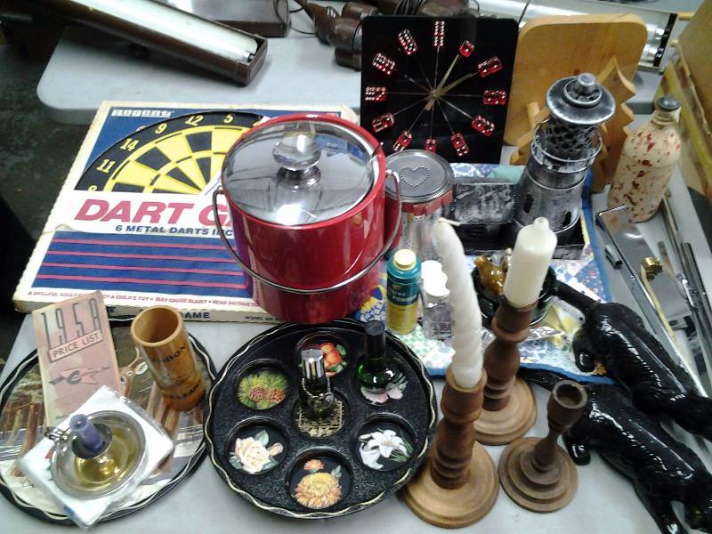 lot 35 image: Las Vegas Dice Clock, Dart Board, Ice Bucket, Cat Figurines, Music Stands, Candles, Misc