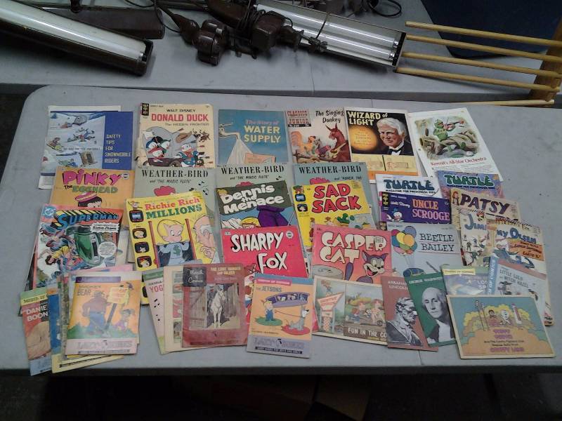 lot 44 image: Collection Of Comics & Cartoons