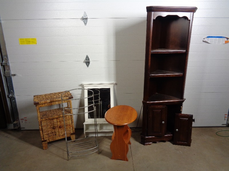 lot 146 image: Take What You Want Furniture