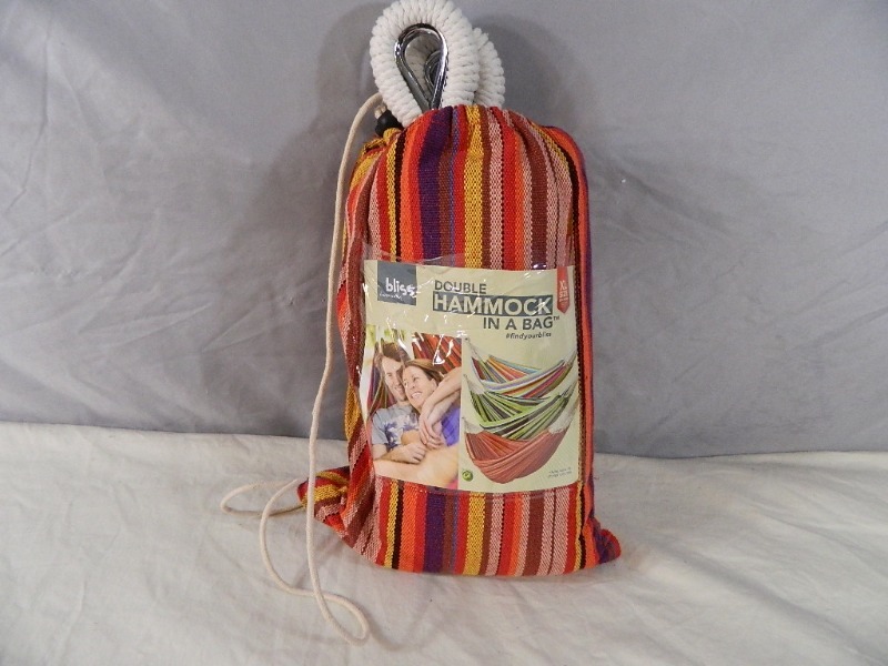 lot 20 image: New Bliss Double Hammock