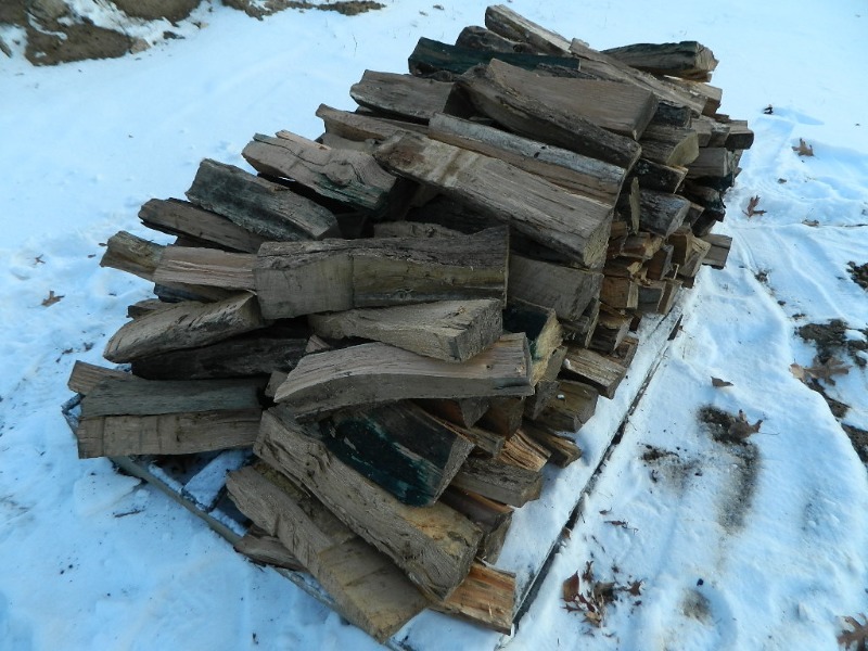 lot 7 image: Split Oak Firewood