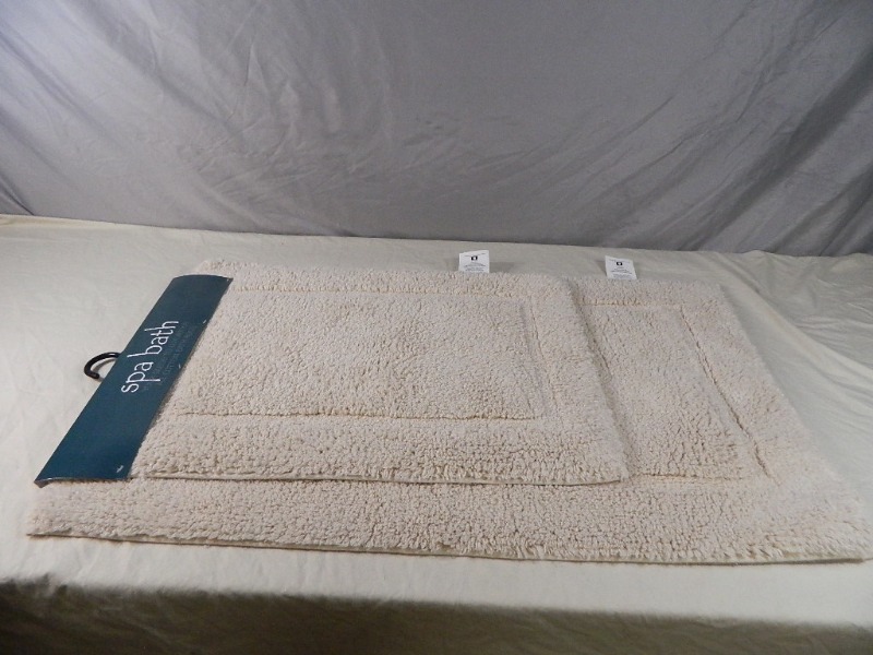 lot 35 image: New 2 Pc Bath Rug Set