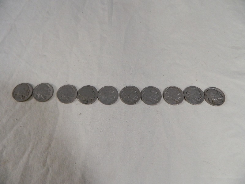 lot 39 image: Buffal Nickels