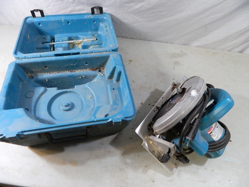 lot 64 image: Makita Circular Saw in Case