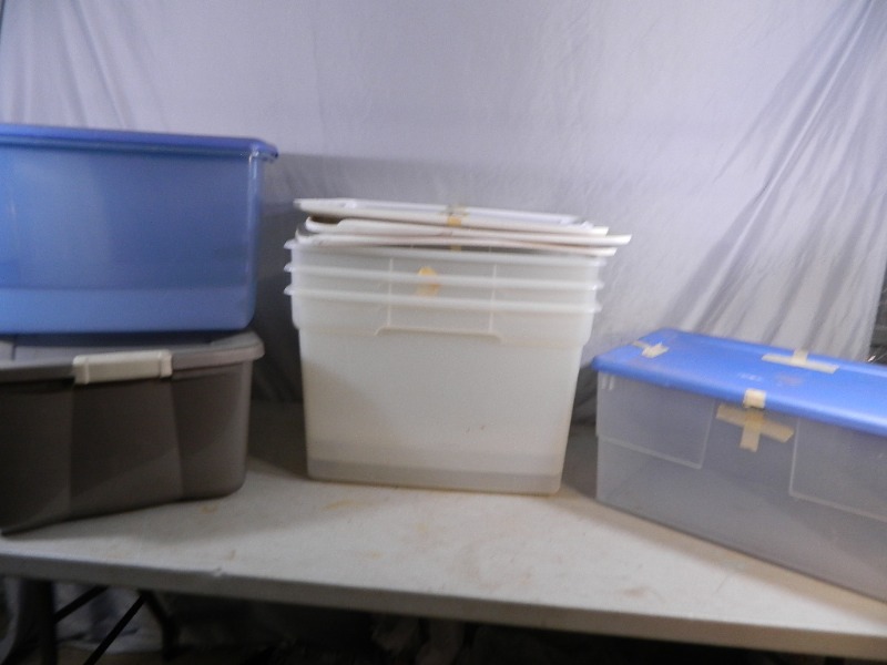 lot 93 image: 6 Totes with Lids