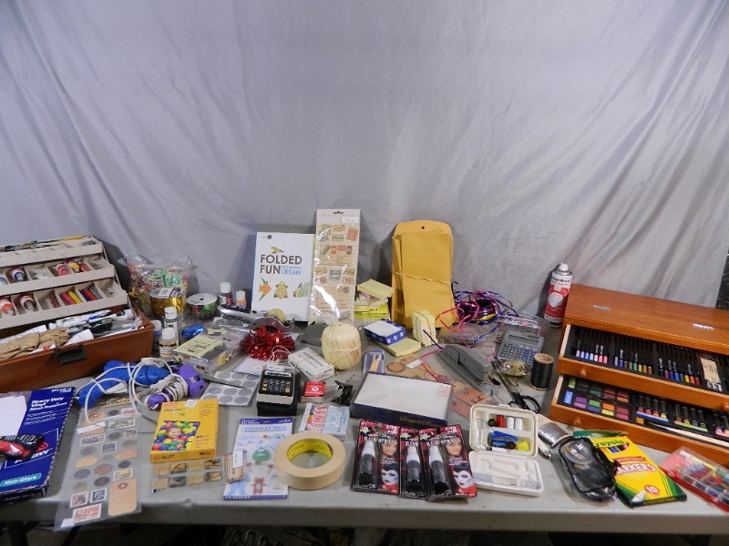 lot 105 image: Craft Items