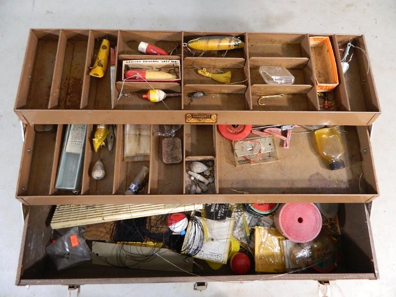 lot 110 image: Kennedy Metal Tackle Box with Tackle
