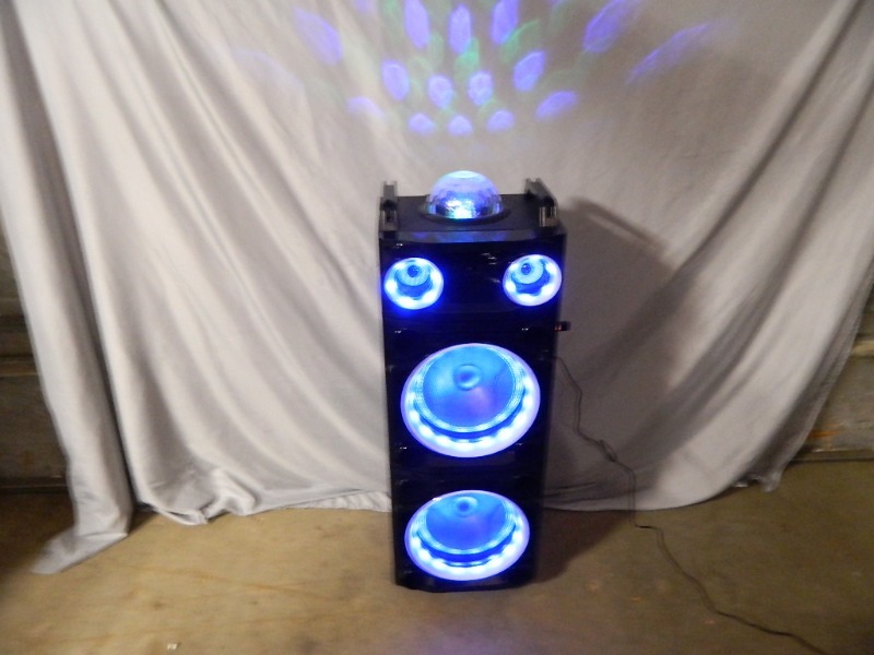 lot 5 image: New Party Speaker