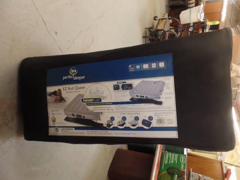 lot 549 image: SERTA QUEEN EZ BED INFLATABLE MATTRESS