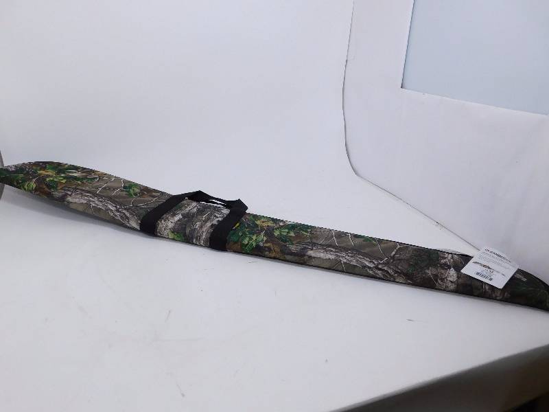 lot 40 image: New Gander Mtn. Softek 46 Camo Gun Case