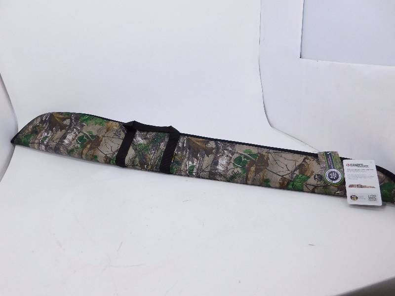 lot 39 image: New Gander Mtn. Softek 46 Camo Gun Case