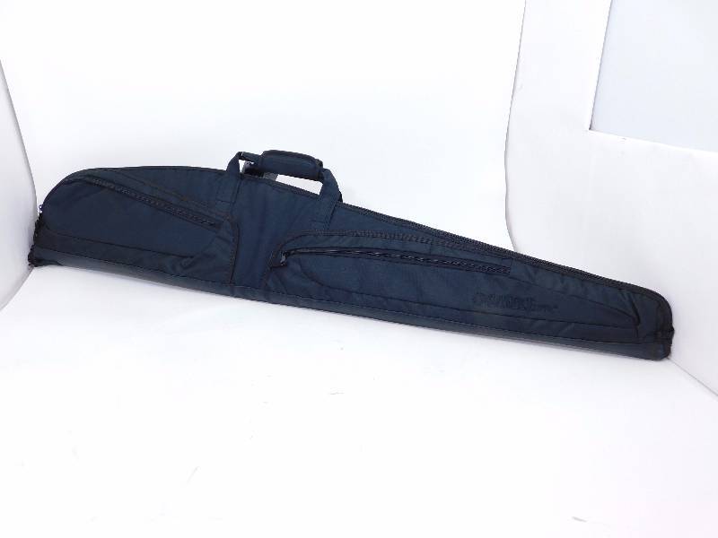 lot 46 image: Gander Mountain Soft Black 48 Gun Case With Handles